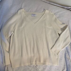 Old Navy Women's V-Neck Cream Sweater
